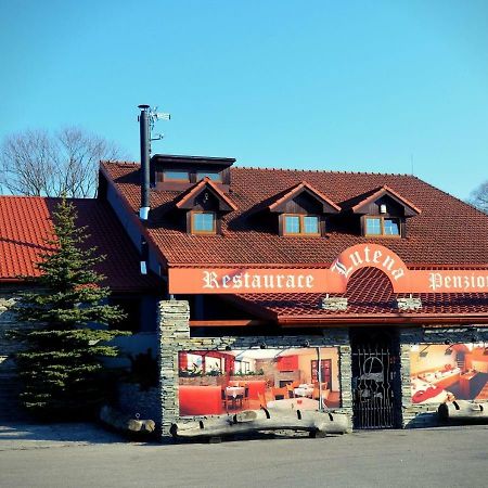 Restaurace A Penzion Lutena Dolni Lutyne Dış mekan fotoğraf