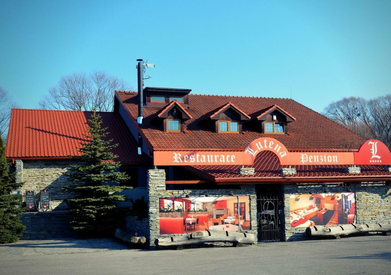 Restaurace A Penzion Lutena Dolni Lutyne Dış mekan fotoğraf